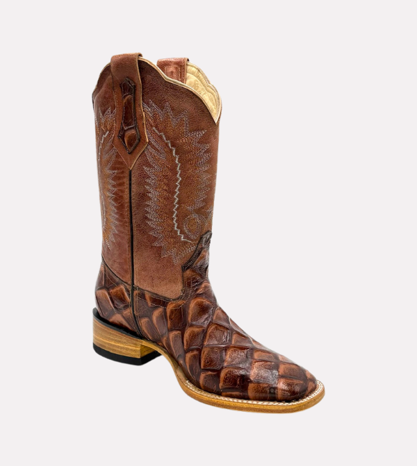 Cara_Blanca_Handmade_Cowboy_Prirarucu_Fish_Leather_Western_Boots_Square_Toe_El_Largo_01