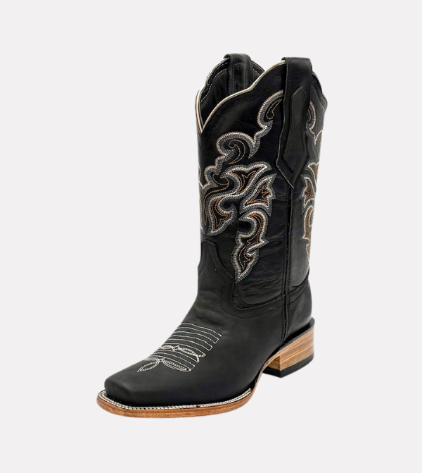 Cara_Blanca_Handmade_Cowboy_Leather_Western_Boots_Square_Toe_The_Black_Oak_03