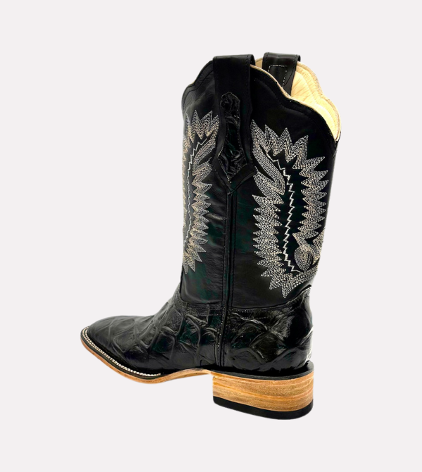 Cara_Blanca_Handmade_Cowboy_Prirarucu_Fish_Leather_Western_Boots_Square_Toe_The_Iron_Ridge_05