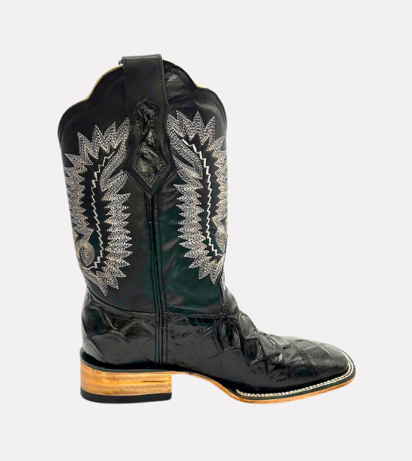 Cara_Blanca_Handmade_Cowboy_Prirarucu_Fish_Leather_Western_Boots_Square_Toe_The_Iron_Ridge_08