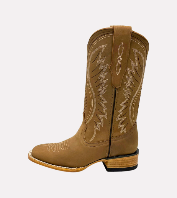 Cara_Blanca_Handmade_Cowboy_Leather_Western_Boots_Women_Embroidery_Square_Toe_The_Oasis_04