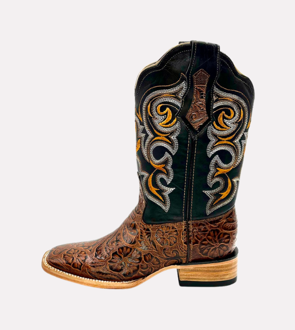 Cara_Blanca_Handmade_Cowboy_Handtooled_Cincelado_Leather_Western_Boots_Square_Toe_The_Redwood_04