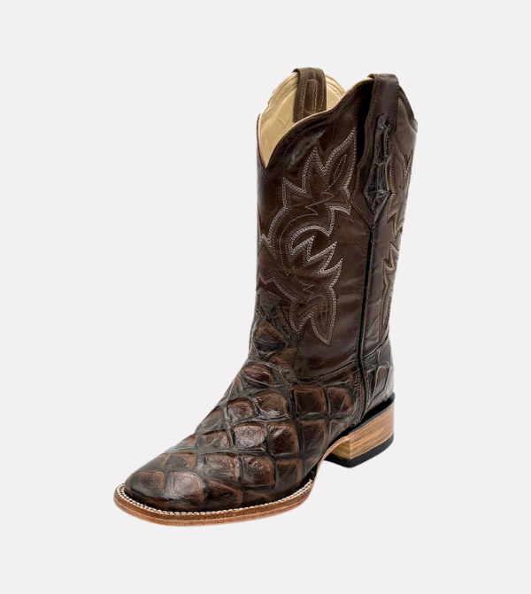 Cara_Blanca_Handmade_Cowboy_Prirarucu_Fish_Leather_Western_Boots_Square_Toe_The_Wildwood_03